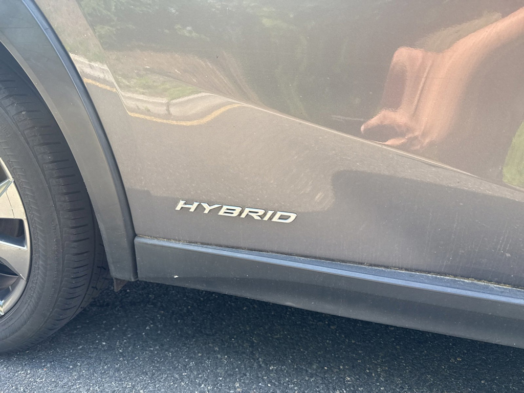 Thumbnail: 2019 Lexus UX - 15