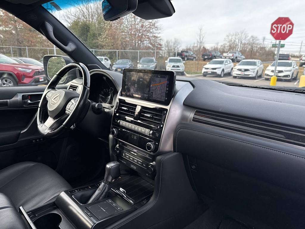 Thumbnail: 2023 Lexus GX - 7