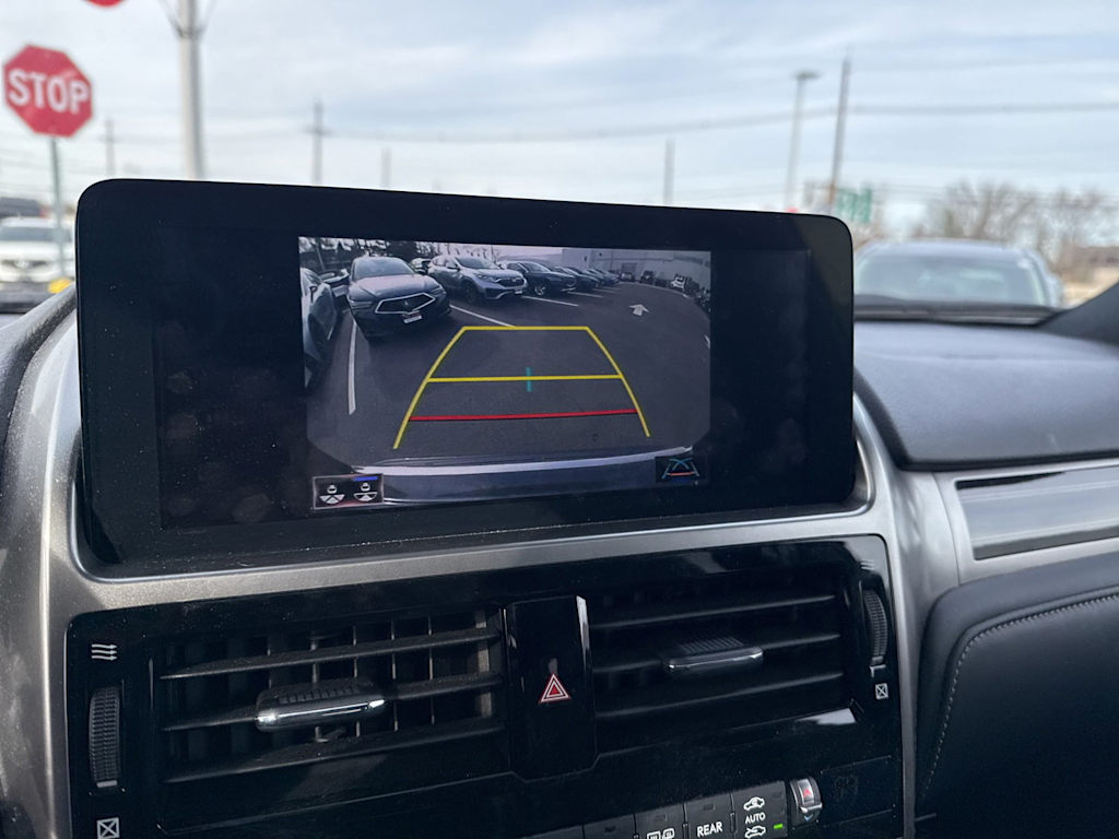 Thumbnail: 2023 Lexus GX - 18