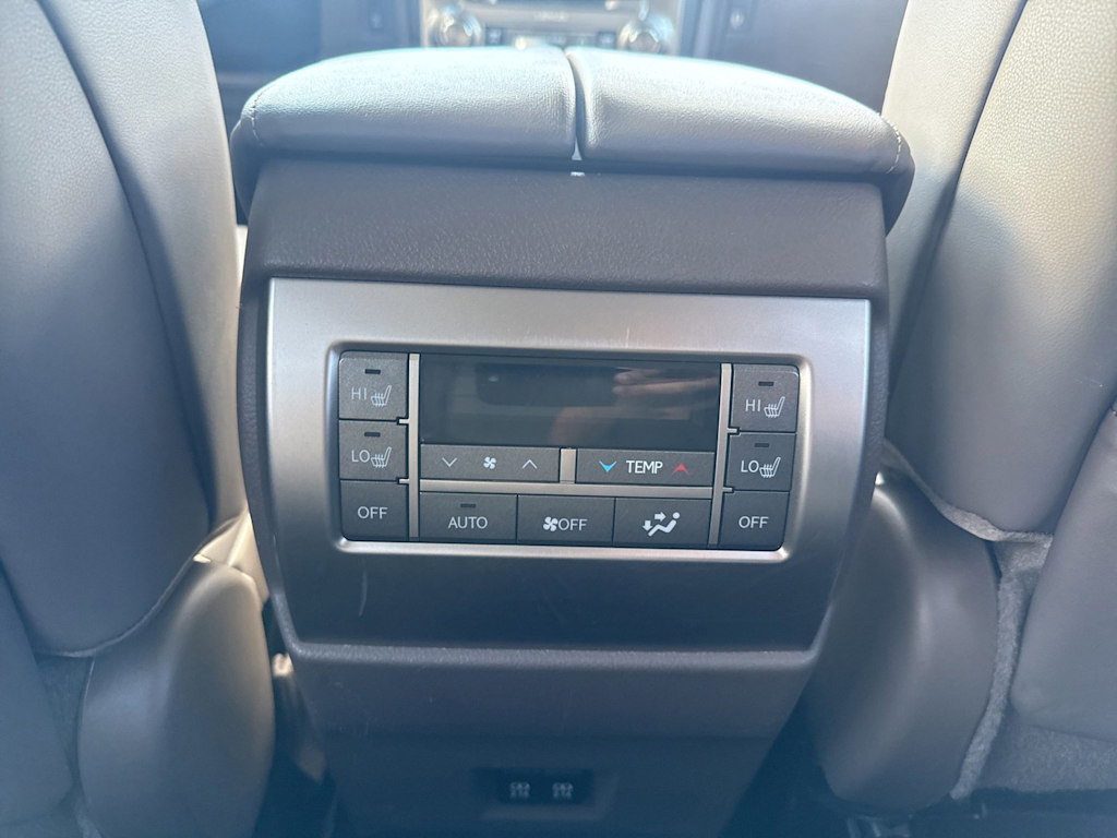 Thumbnail: 2020 Lexus GX - 26