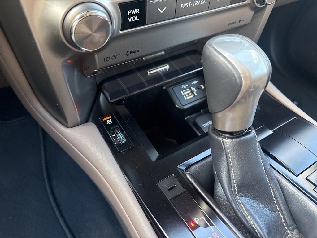 Thumbnail: 2020 Lexus GX - 22