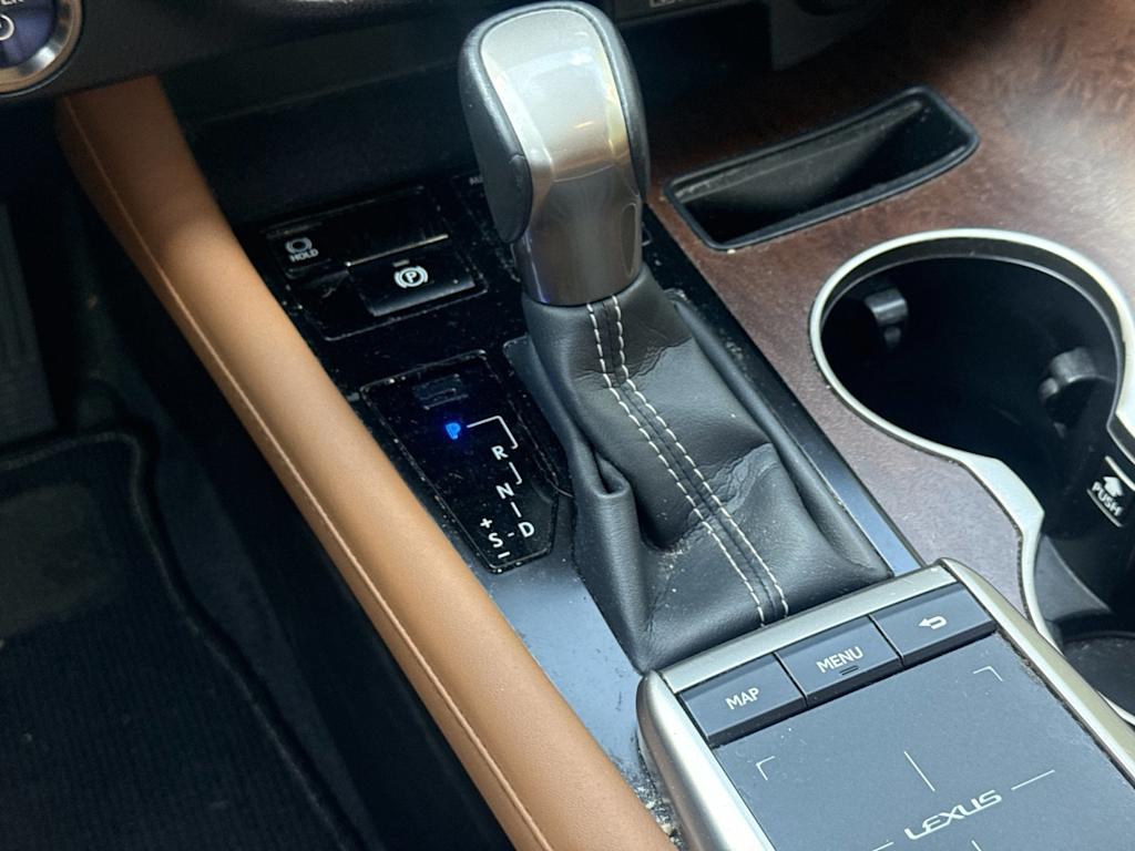 Thumbnail: 2021 Lexus RX - 15