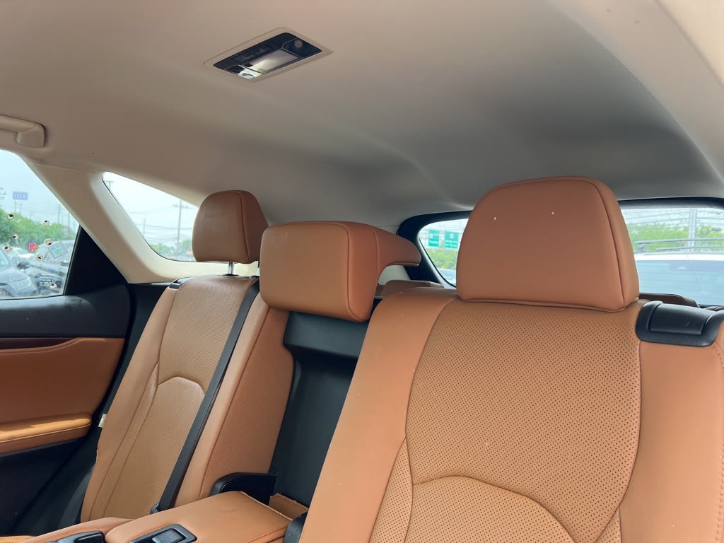 2022 Lexus RX 350L 8