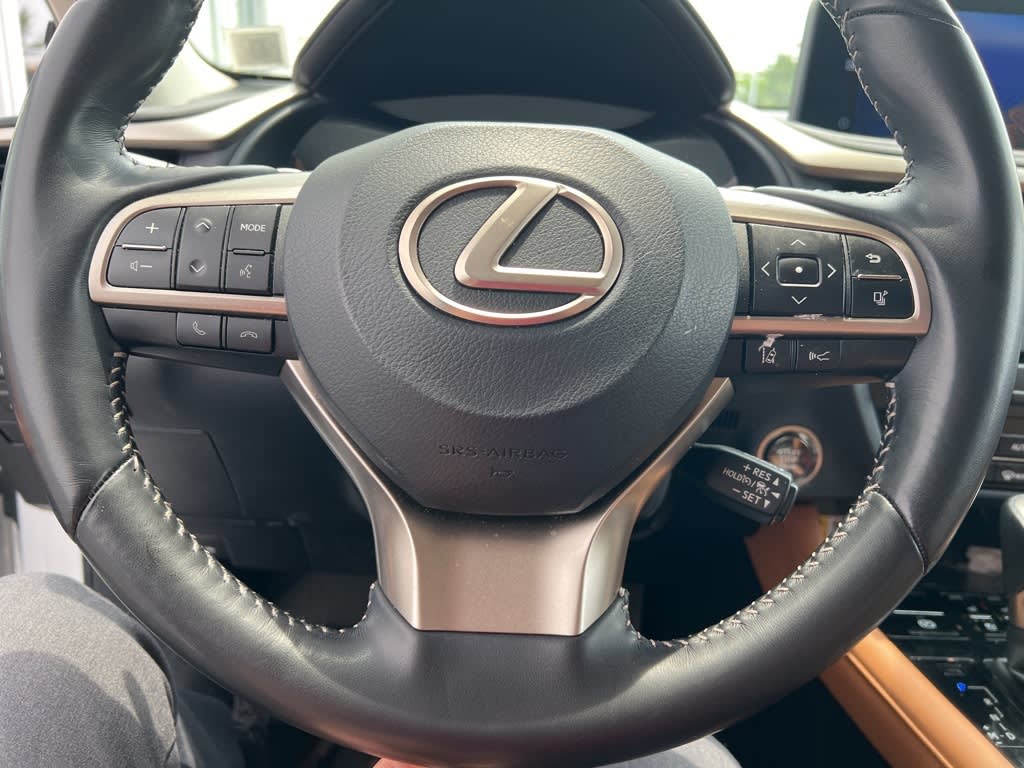 2022 Lexus RX 350L 17