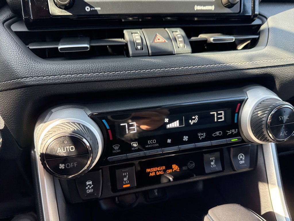 Thumbnail: 2021 Toyota RAV4 - 22