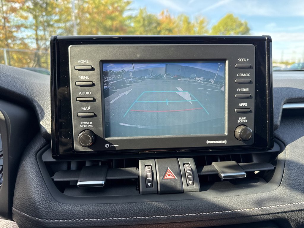 Thumbnail: 2021 Toyota RAV4 - 21