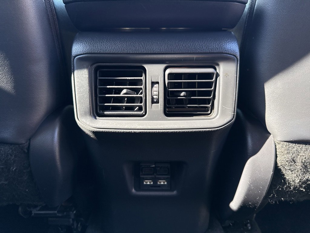 Thumbnail: 2021 Toyota RAV4 - 26