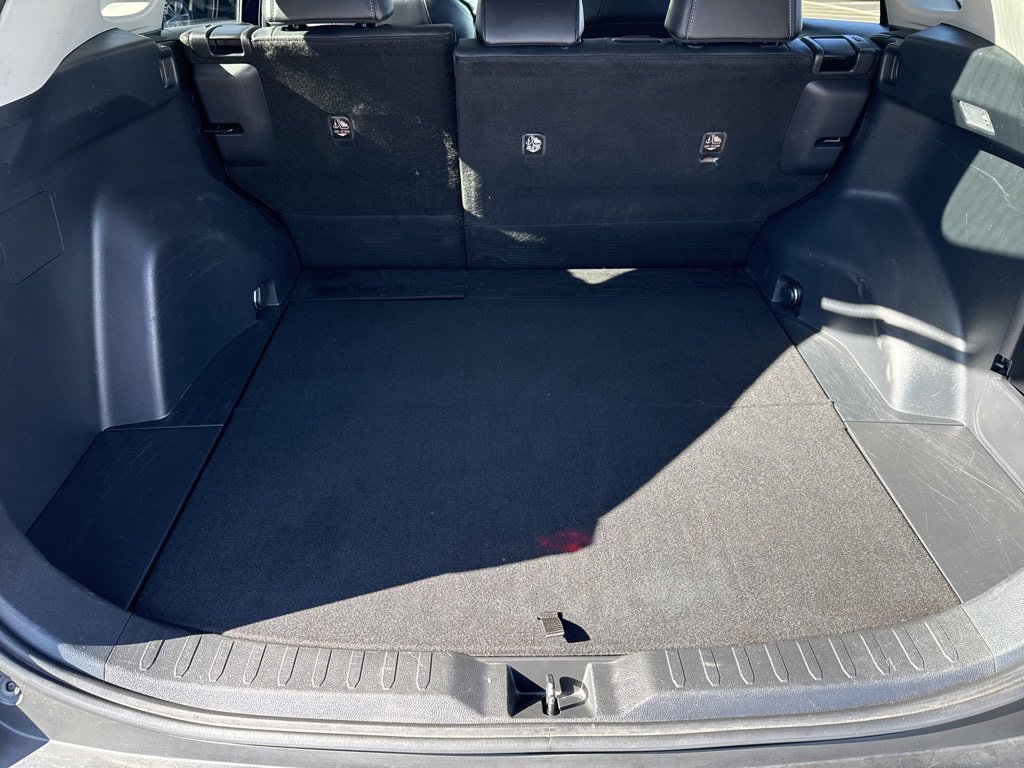 Thumbnail: 2021 Toyota RAV4 - 16