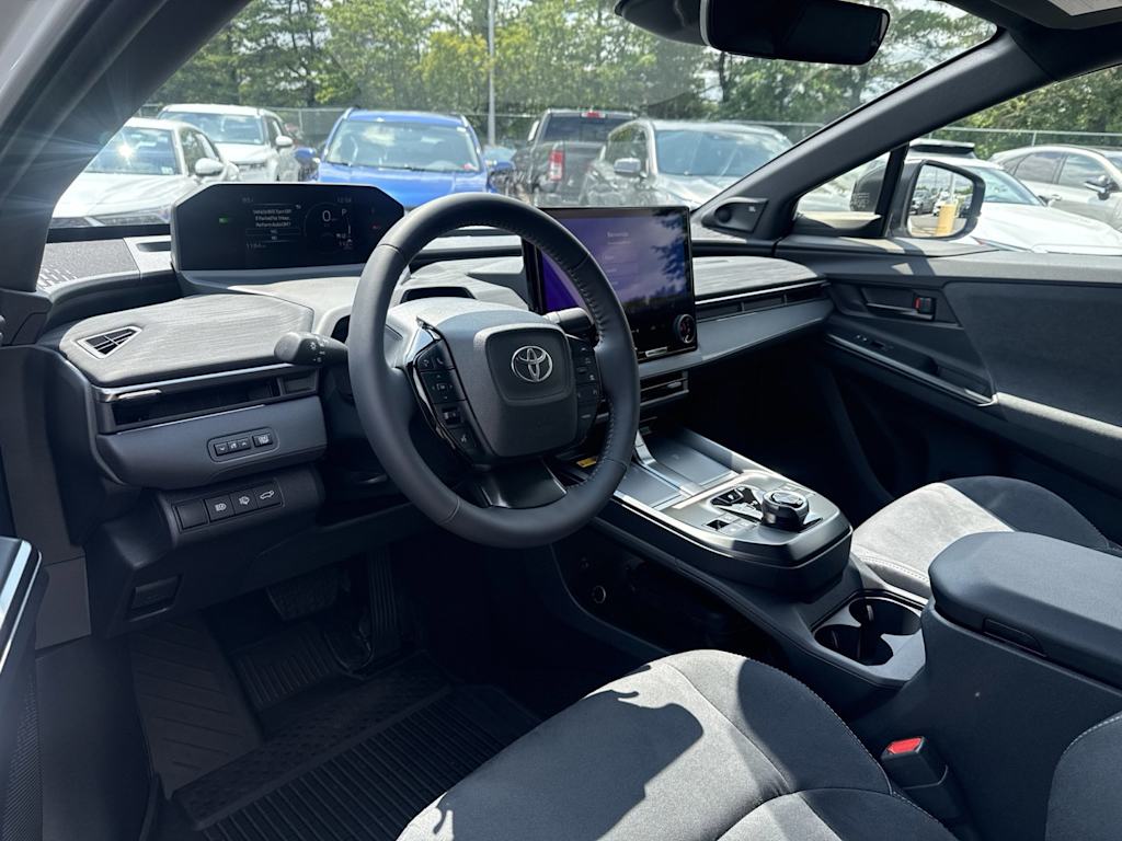 Thumbnail: 2026 Toyota C-HR - 2