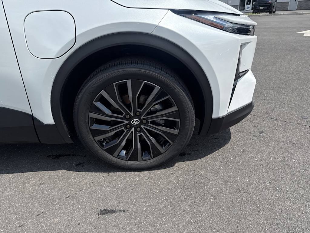 Thumbnail: 2026 Toyota C-HR - 6