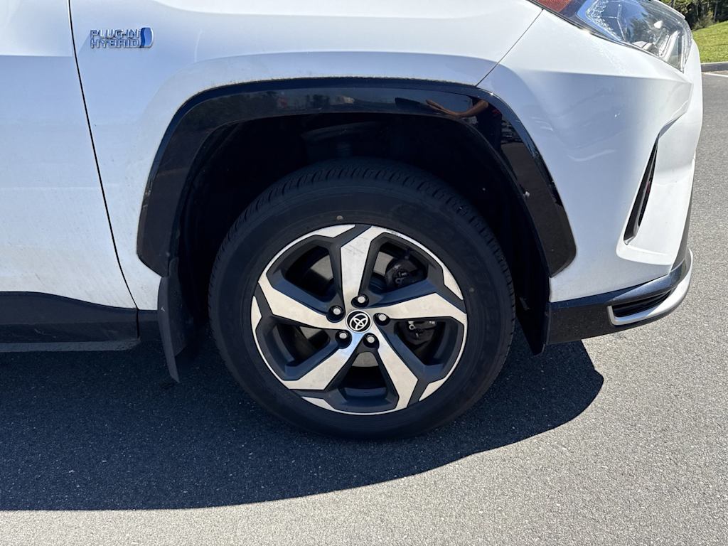 Thumbnail: 2021 Toyota RAV4 - 7