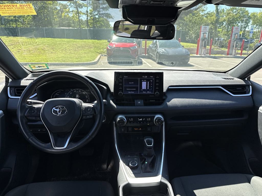 Thumbnail: 2021 Toyota RAV4 - 12