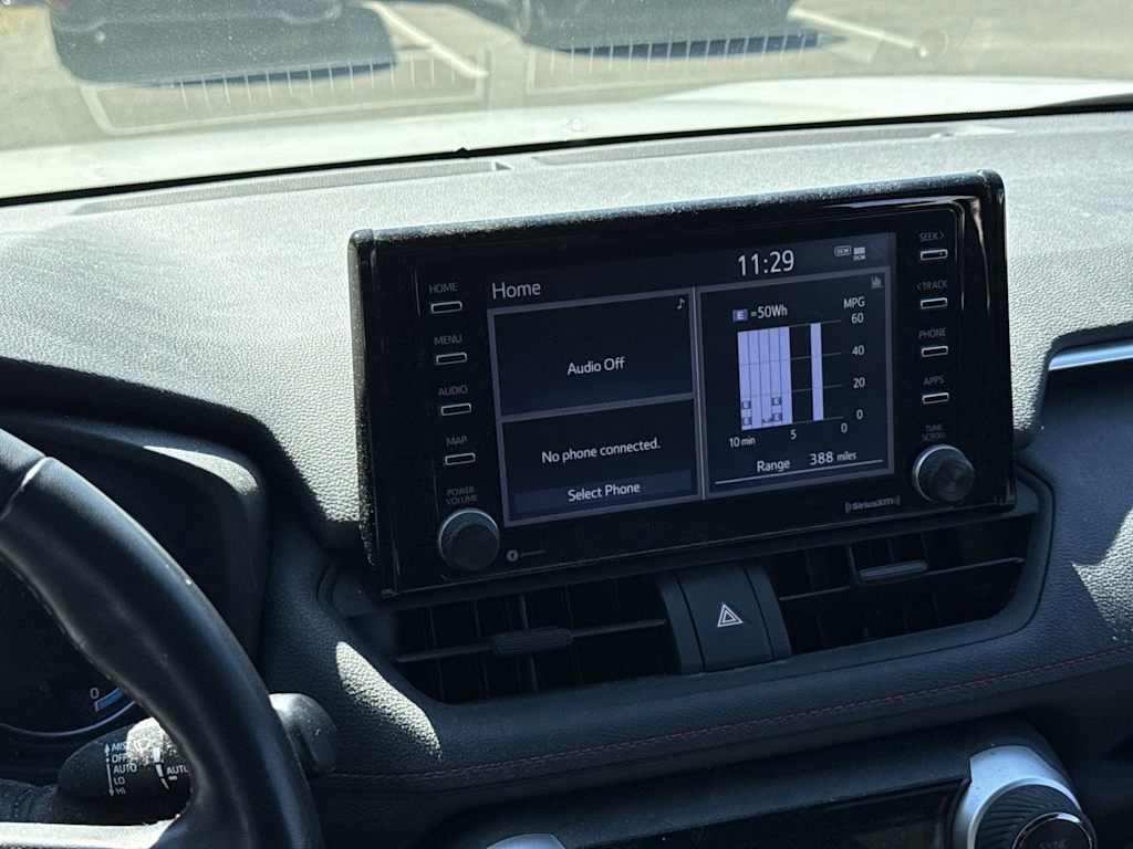 Thumbnail: 2021 Toyota RAV4 - 13