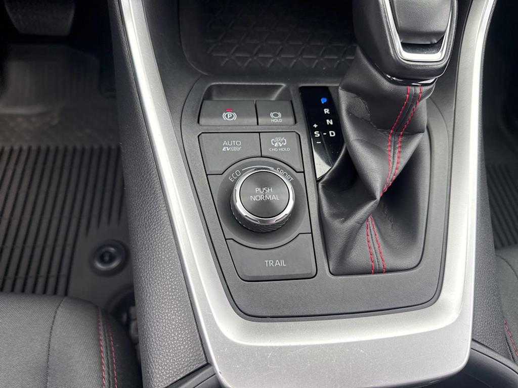 Thumbnail: 2023 Toyota RAV4 - 24