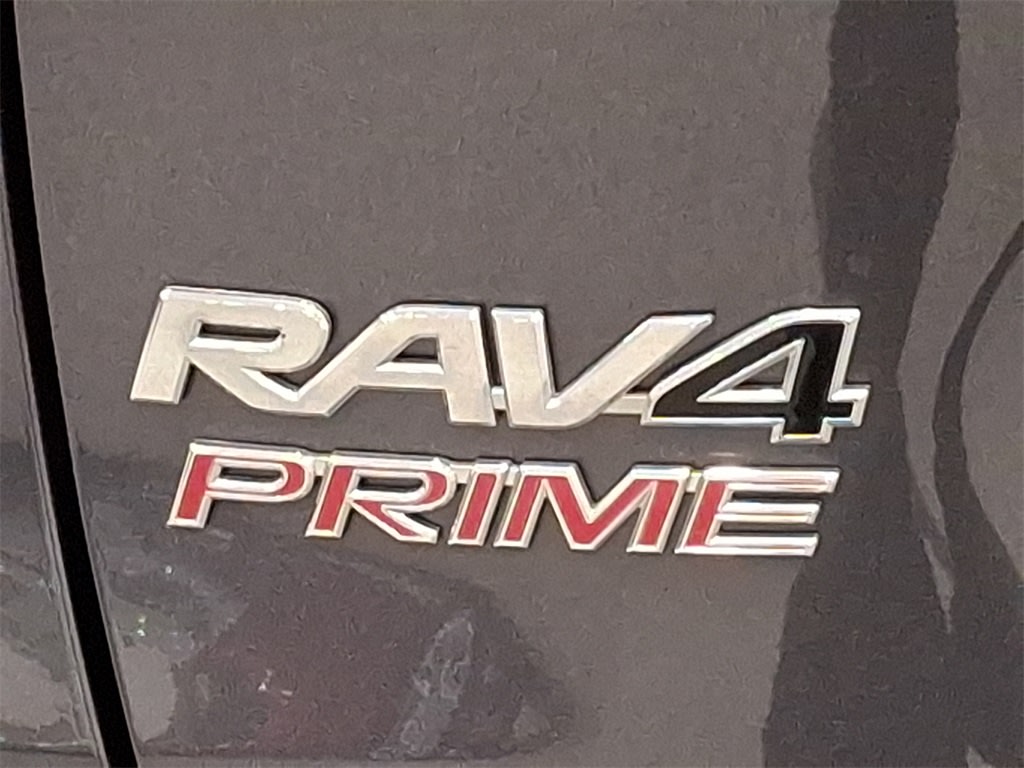 2023 Toyota RAV4 Prime SE 7