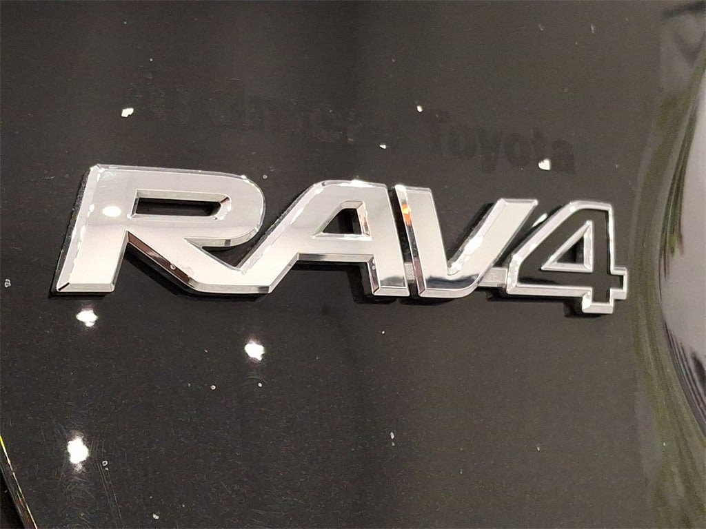 2022 Toyota RAV4 XLE Premium 34