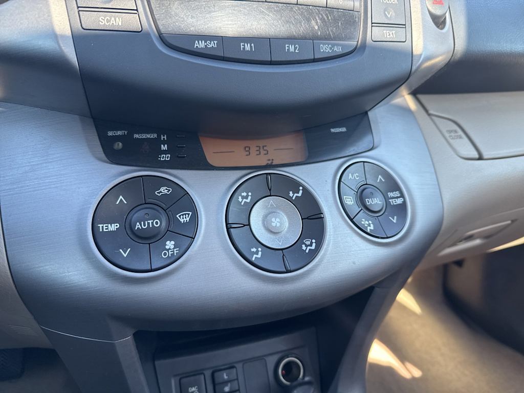 Thumbnail: 2008 Toyota RAV4 - 22