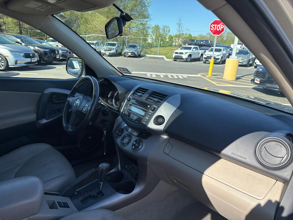 Thumbnail: 2008 Toyota RAV4 - 7
