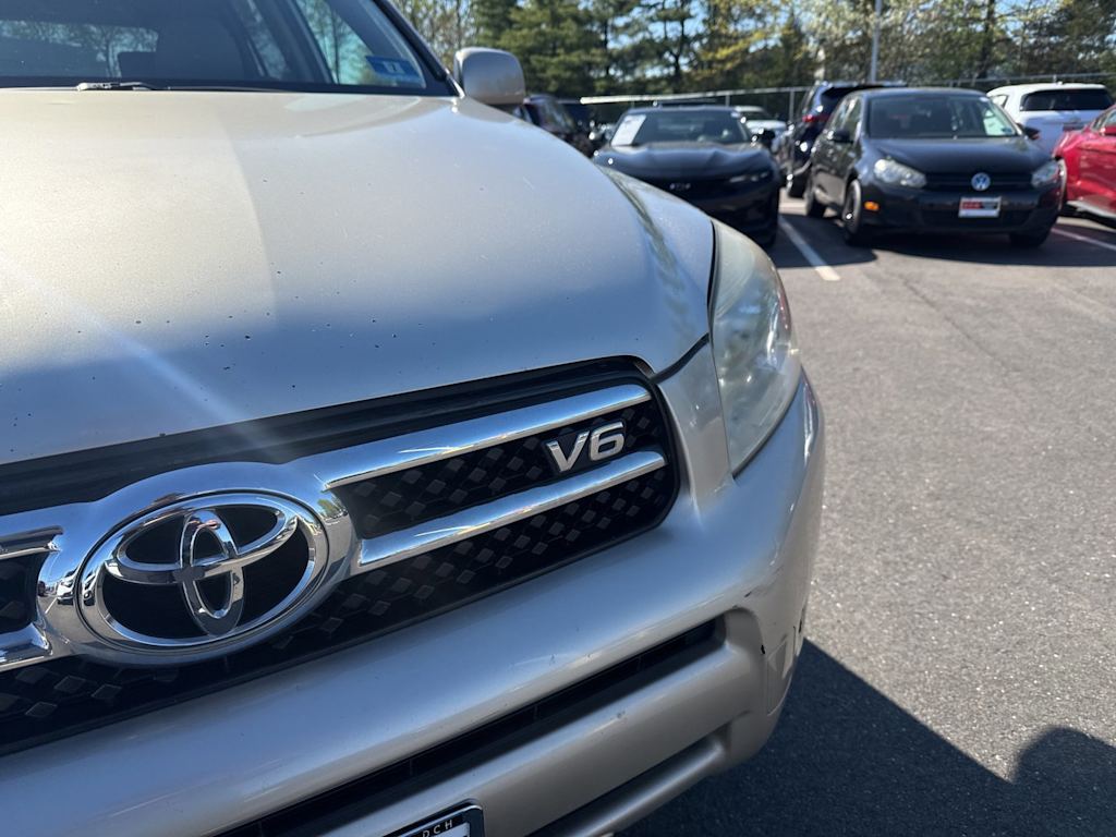 Thumbnail: 2008 Toyota RAV4 - 18