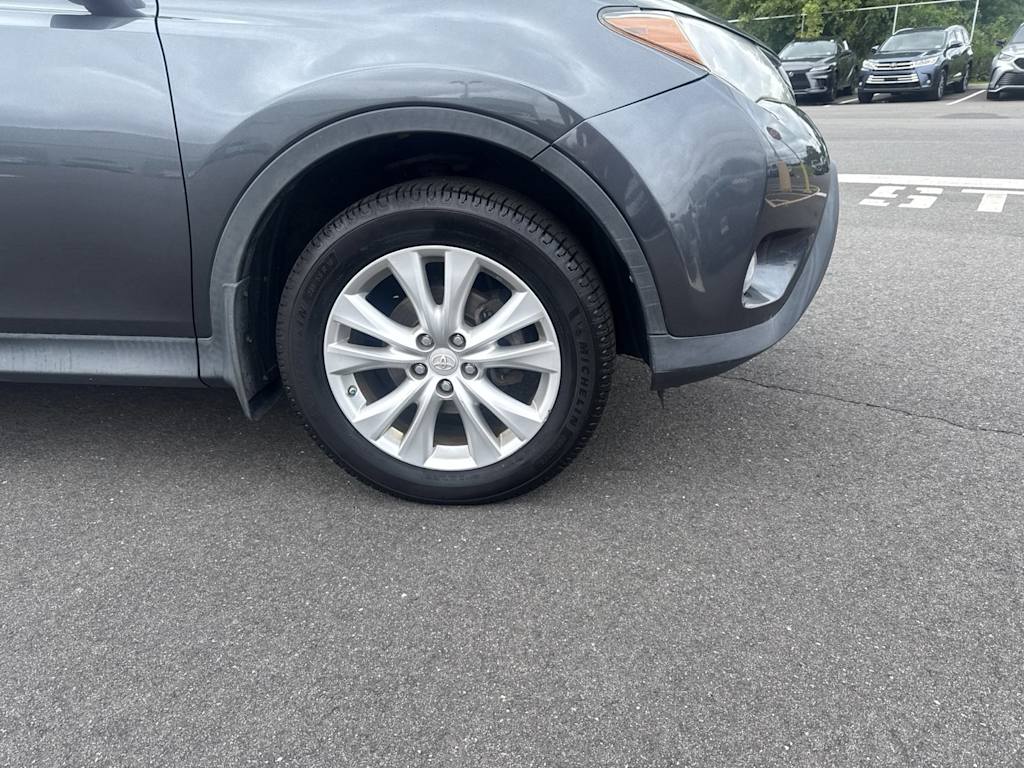 Thumbnail: 2015 Toyota RAV4 - 7