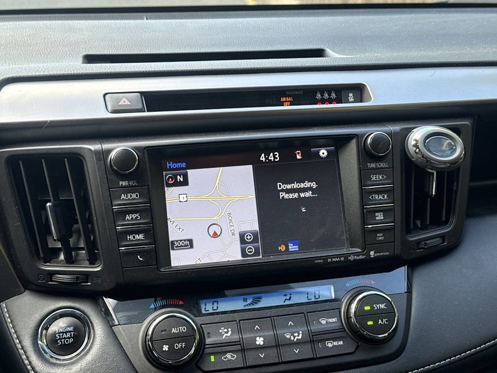 Thumbnail: 2018 Toyota RAV4 - 14