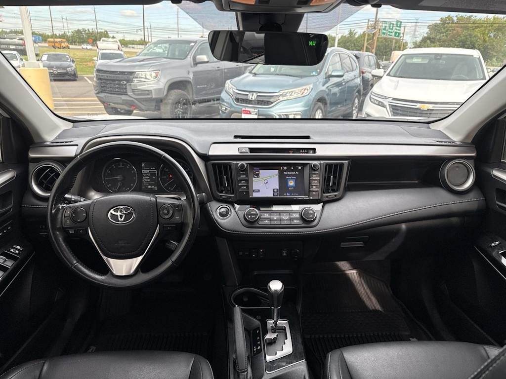 Thumbnail: 2018 Toyota RAV4 - 13