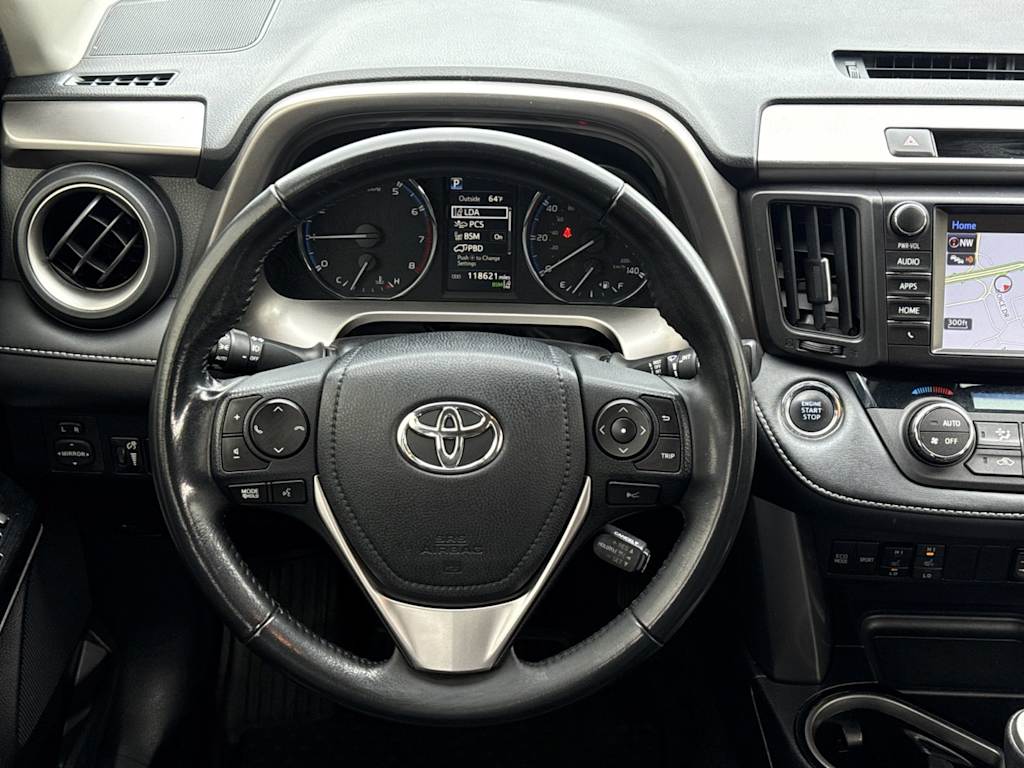 Thumbnail: 2018 Toyota RAV4 - 12