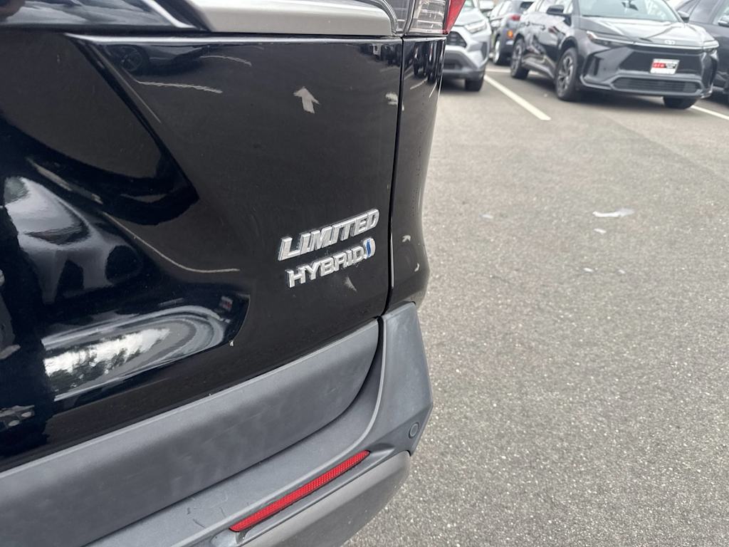 Thumbnail: 2019 Toyota RAV4 - 19