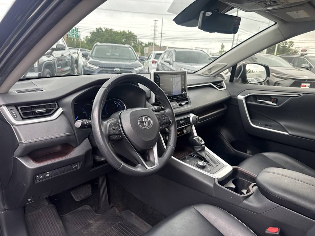 Thumbnail: 2019 Toyota RAV4 - 2