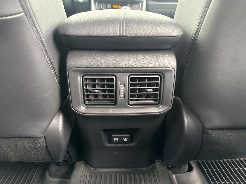 Thumbnail: 2019 Toyota RAV4 - 23