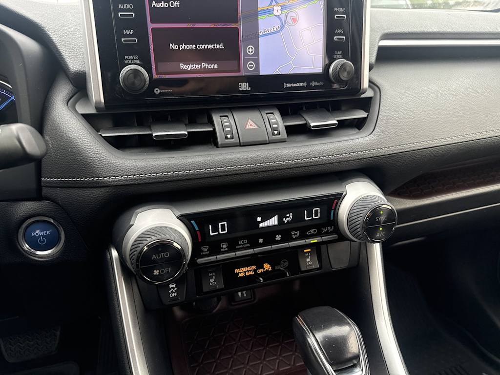 Thumbnail: 2019 Toyota RAV4 - 21