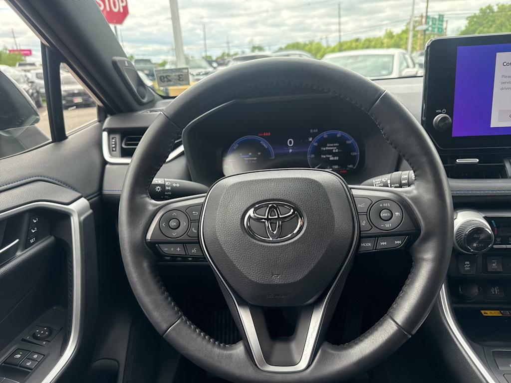 Thumbnail: 2024 Toyota RAV4 - 12