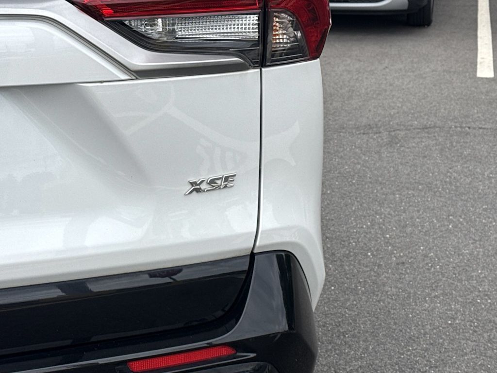 Thumbnail: 2023 Toyota RAV4 - 19
