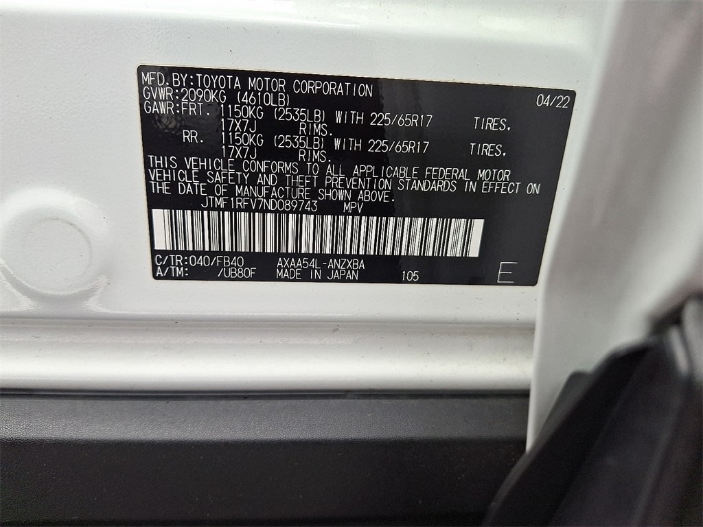 2022 Toyota RAV4 LE 16
