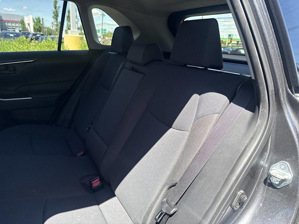 Thumbnail: 2020 Toyota RAV4 - 11