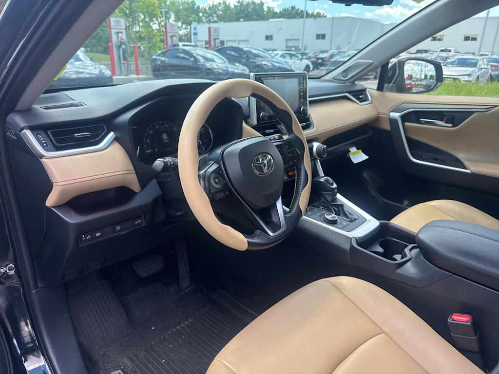 Thumbnail: 2019 Toyota RAV4 - 2