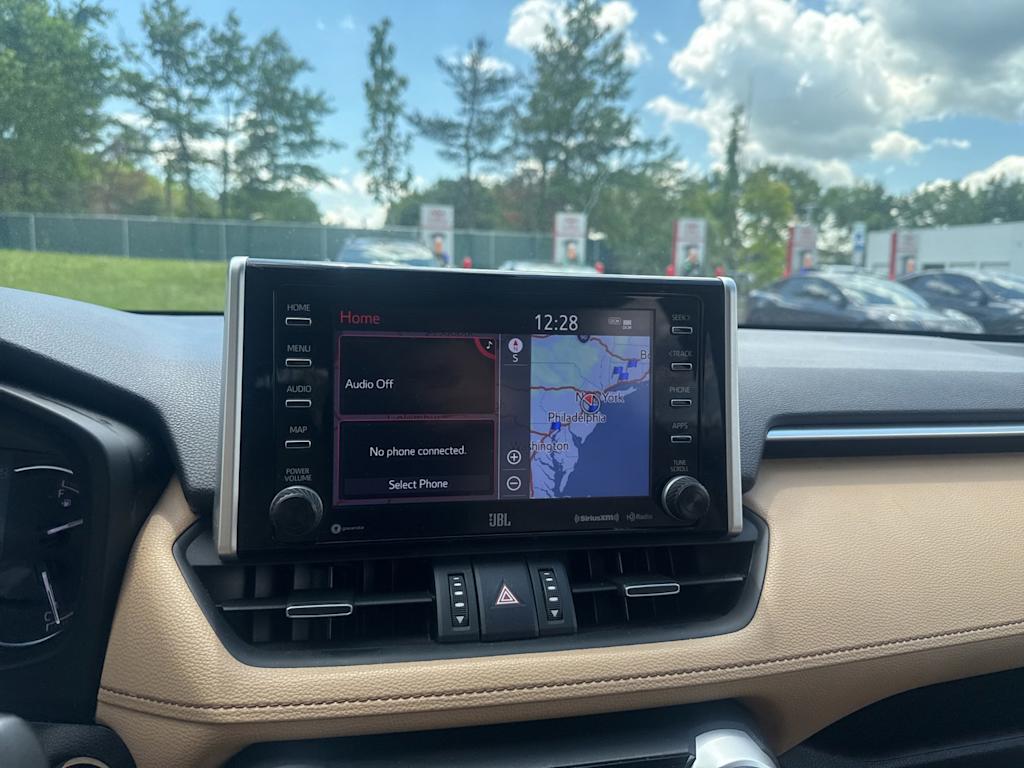 Thumbnail: 2019 Toyota RAV4 - 14