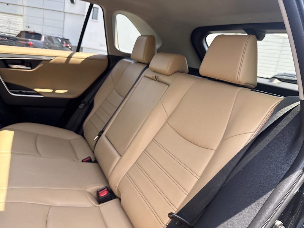 Thumbnail: 2019 Toyota RAV4 - 11