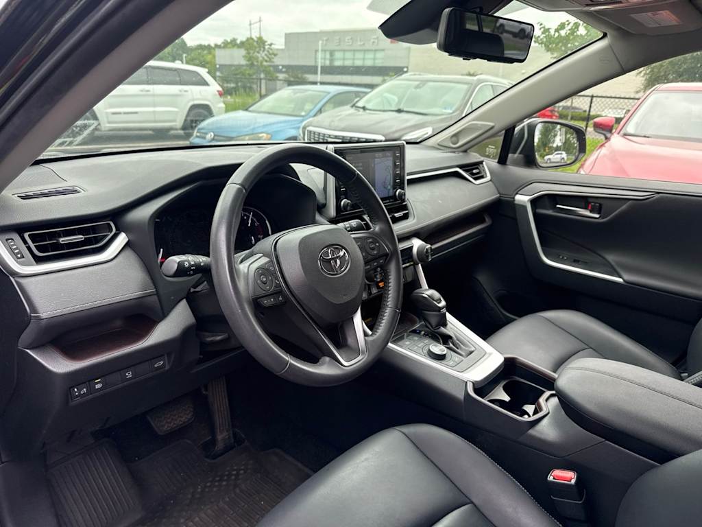Thumbnail: 2019 Toyota RAV4 - 2
