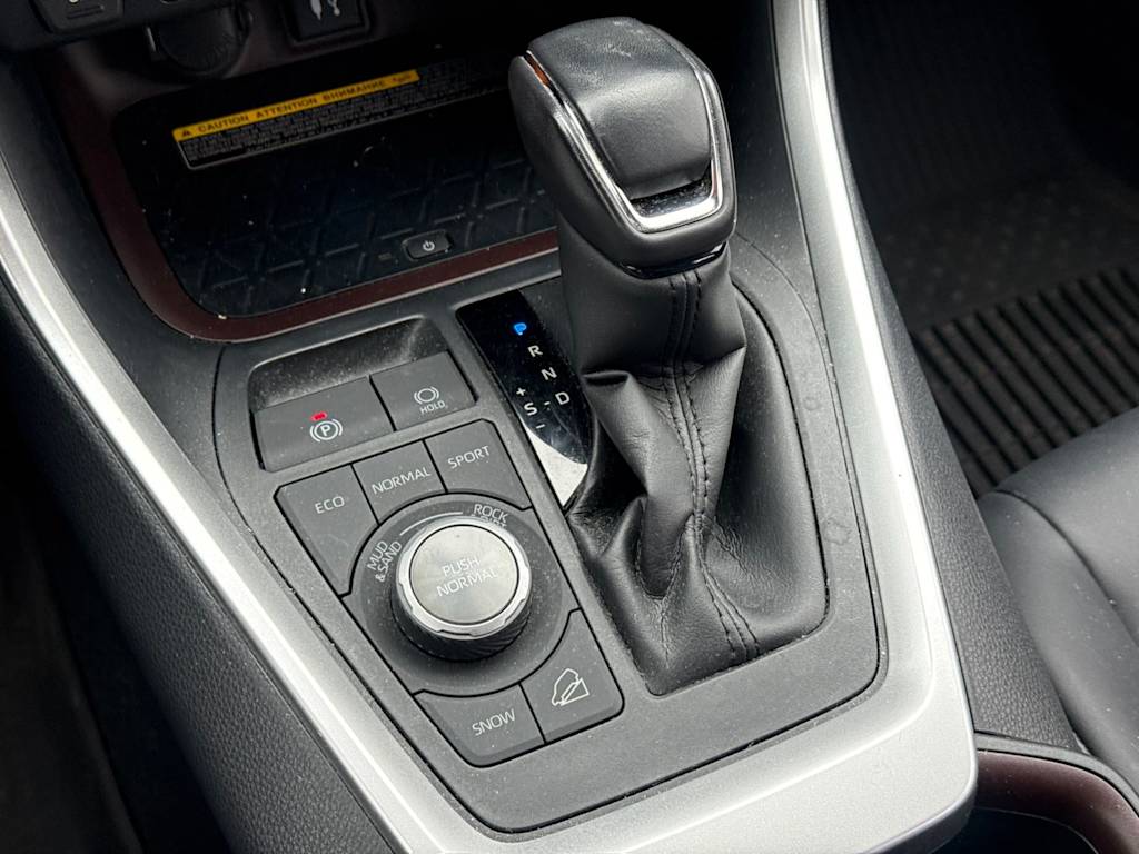 Thumbnail: 2019 Toyota RAV4 - 15