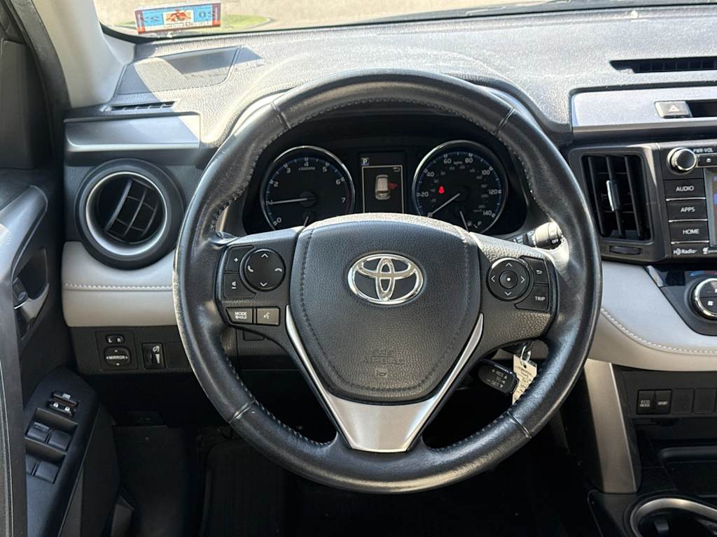 Thumbnail: 2016 Toyota RAV4 - 12