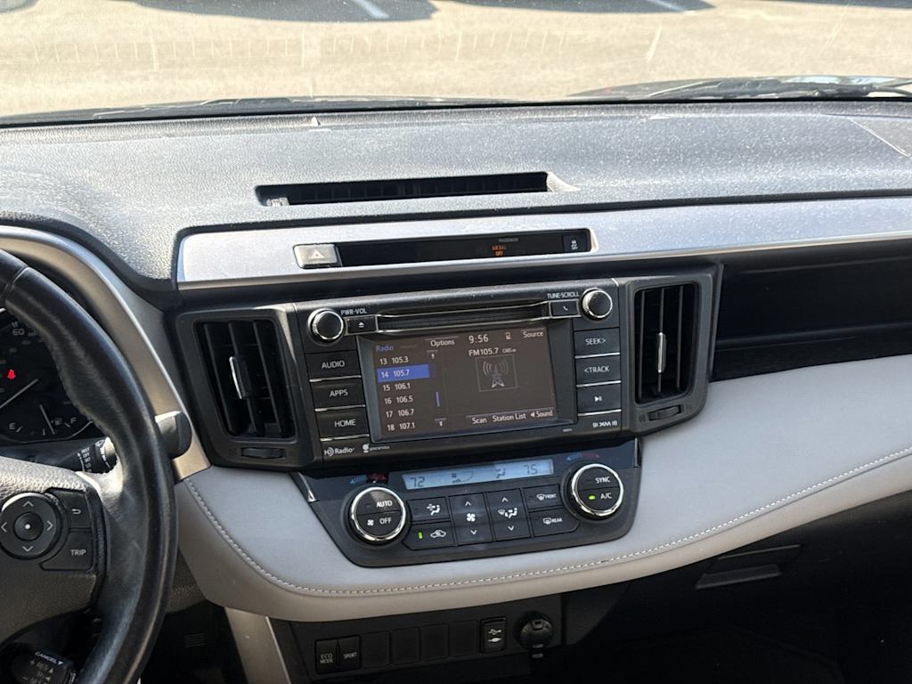 Thumbnail: 2016 Toyota RAV4 - 14