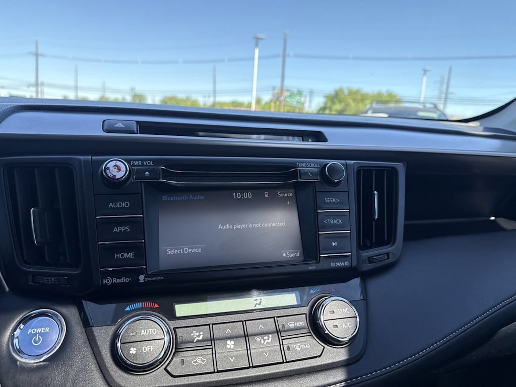 Thumbnail: 2017 Toyota RAV4 - 26