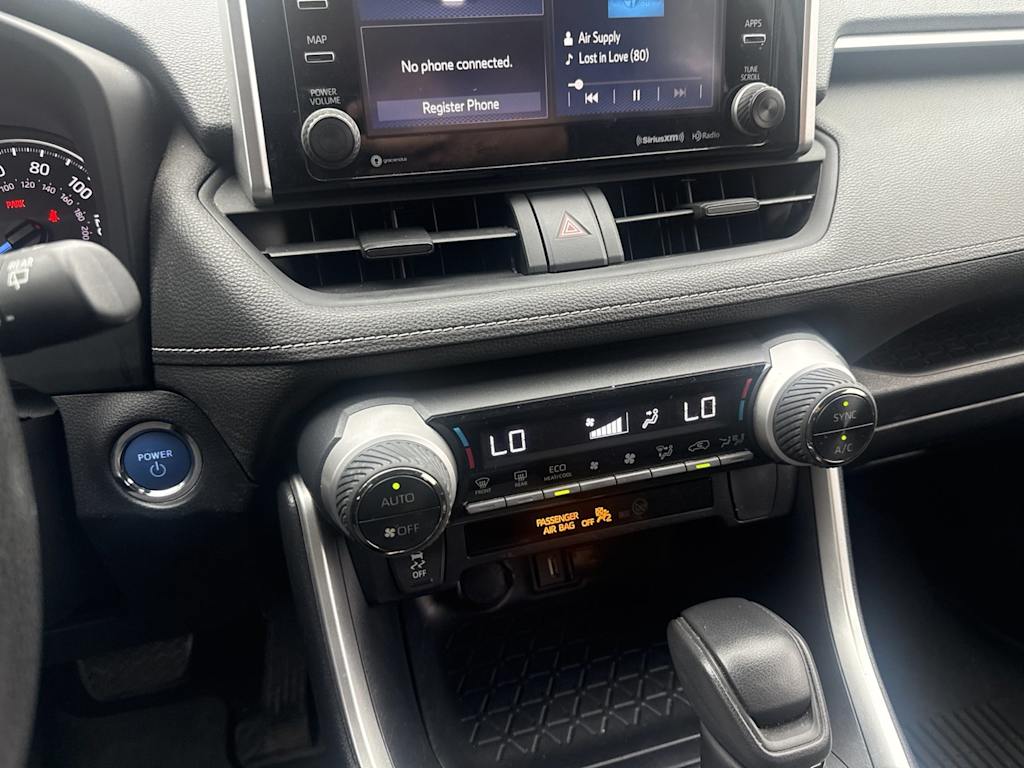 Thumbnail: 2021 Toyota RAV4 - 22