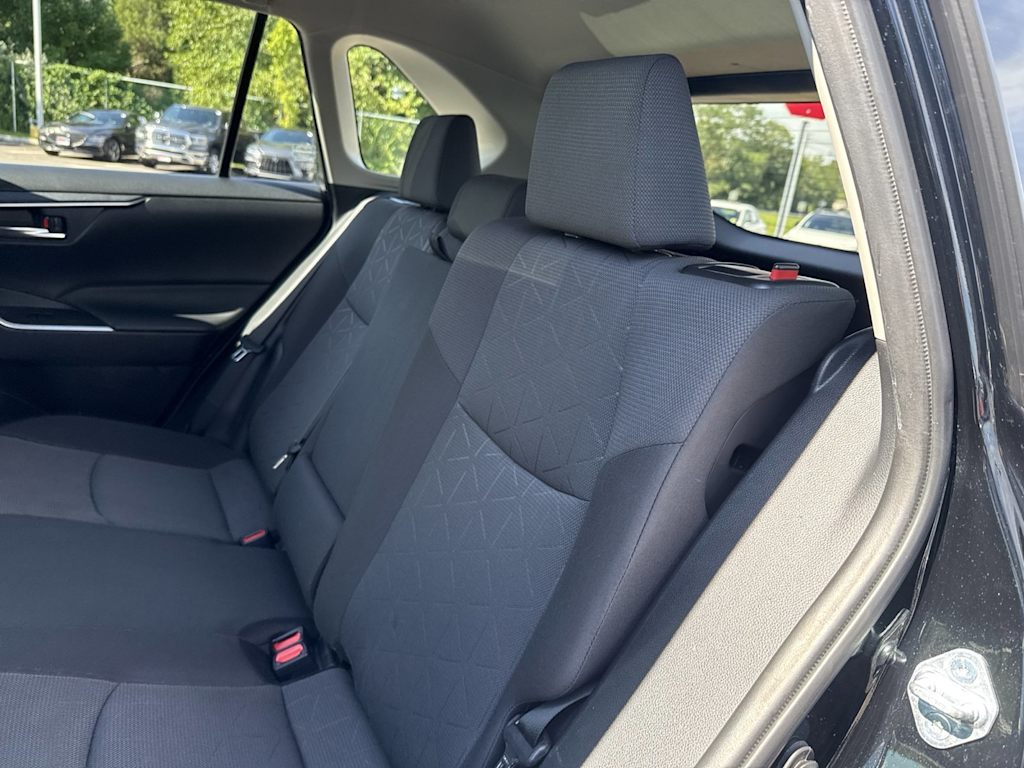 Thumbnail: 2021 Toyota RAV4 - 11