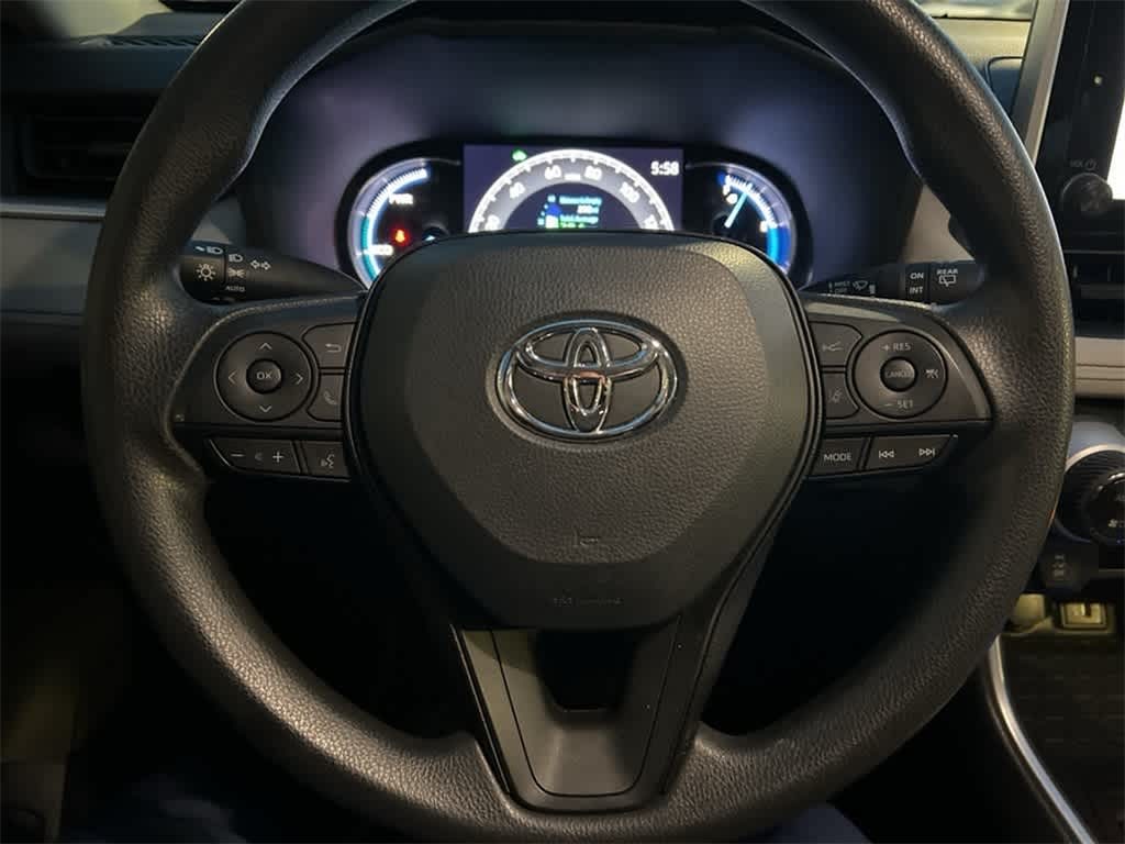 2023 Toyota RAV4 XLE 7