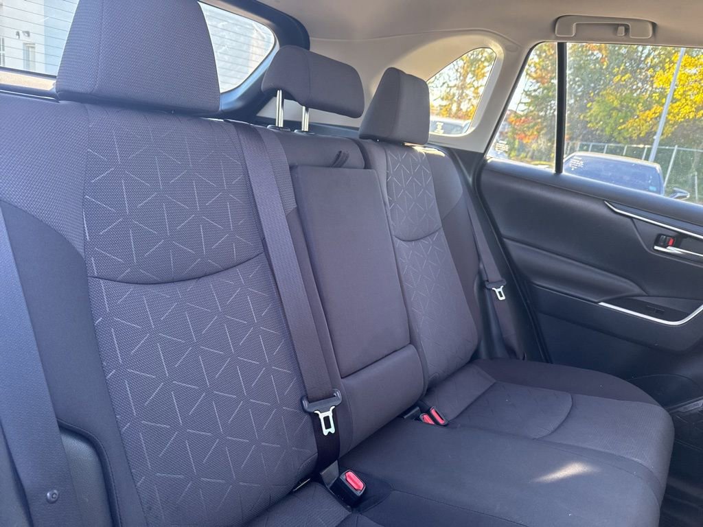 Thumbnail: 2023 Toyota RAV4 - 19