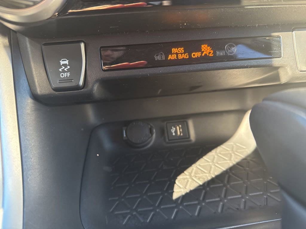 Thumbnail: 2023 Toyota RAV4 - 24