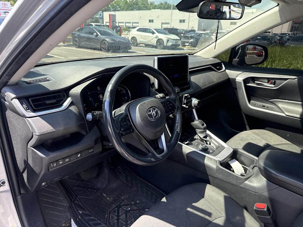 Thumbnail: 2024 Toyota RAV4 - 2