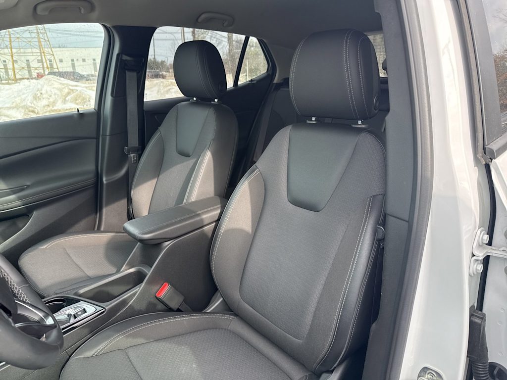 Thumbnail: 2023 Buick Encore GX - 8